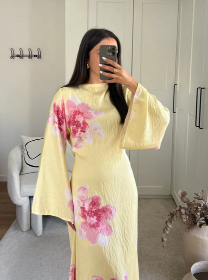 Robe longue florale – Douceur pastel ou éclat audacieux